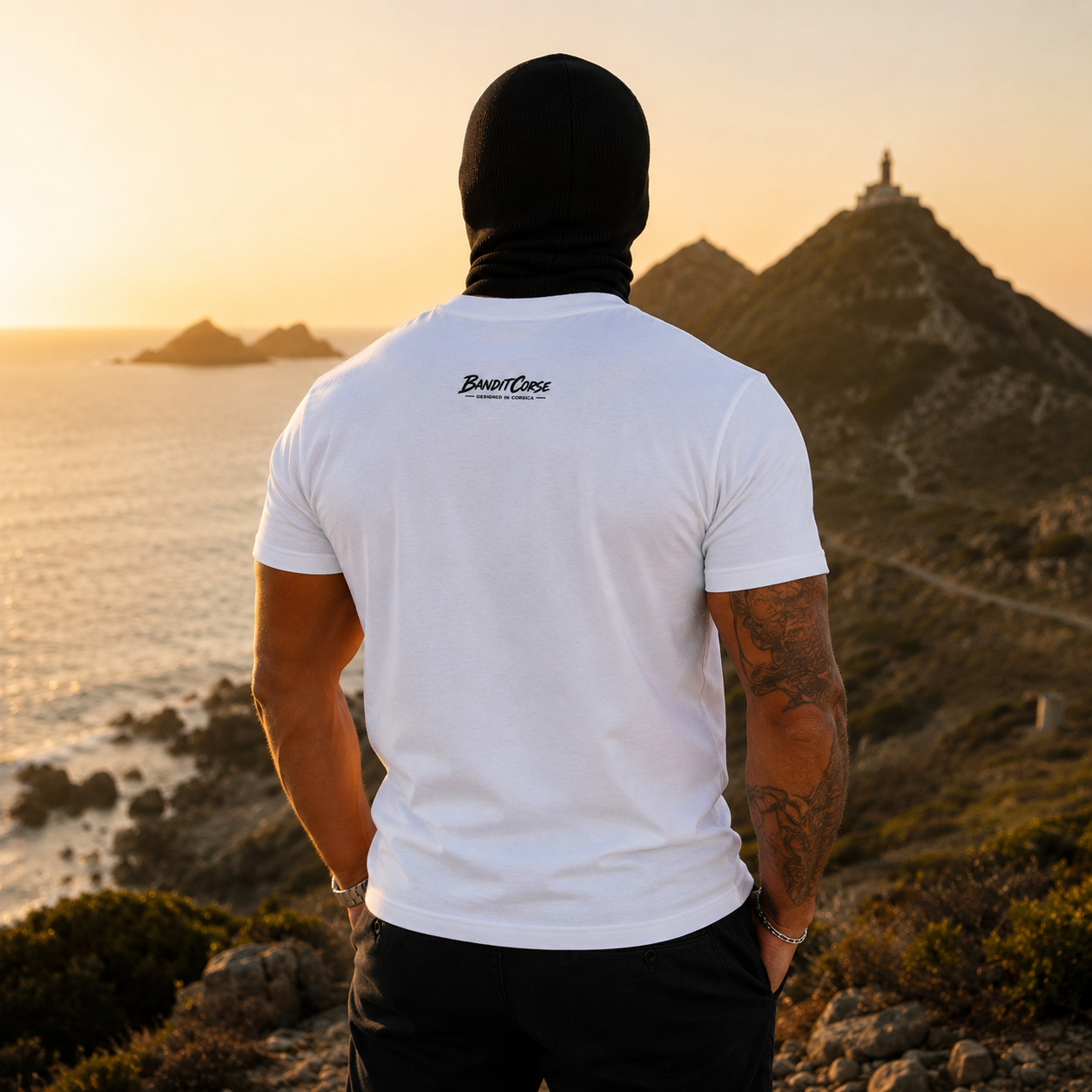 T-shirt Signature Blanc — Né en Corse, Validé par les Bandits
